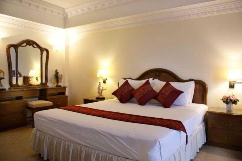Lk Royal Suite Pattaya Exterior foto