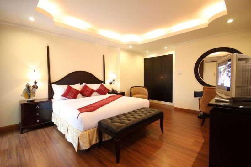 Lk Royal Suite Pattaya Exterior foto